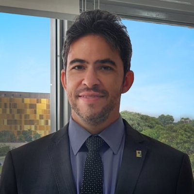 Secretário Adjunto de Articulação e Monitoramento de Políticas Sociais na Casa Civil da Presidência da República 🇧🇷