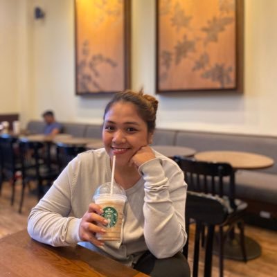 zxllaayy's profile picture. living a purpose driven life 🌻rmt ✨💉🔬 •