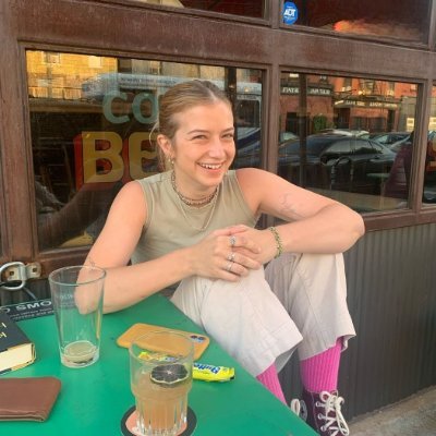 HARRIETTEH1183's profile picture. i polish up real nice