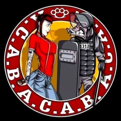 Οι δούλοι συνήθιζαν να κλαίνε πάνω από τα πτώματα των αφεντάδων τους μόνο από φόβο για τους νέους αφέντες.
Louis Scutenaire