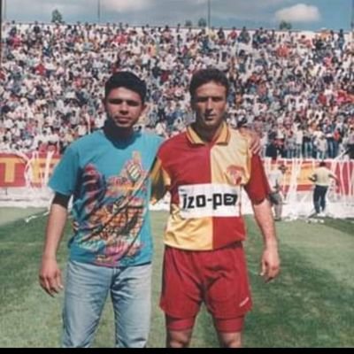 burhanozkoren's profile picture. GÖZTEPE Lİ ❤️💛❤️💛