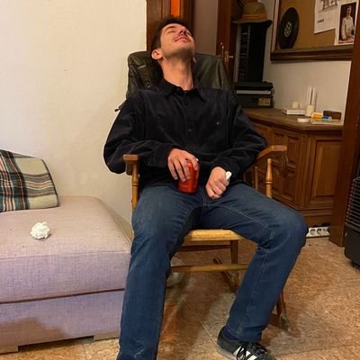 angelbadalona's profile picture. Arxiver en cerca d'arxiu.