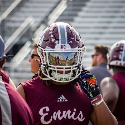 ENNIS HIGH SCHOOL~ defensive end/linebacker ~ class of 2024 #llmb🫶🏽 https://t.co/TreKVC7Zg7