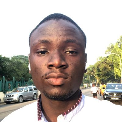 DaveWiiz1's profile picture. Informaticien, Passionné de Chelsea et CM chez @CivChelsea