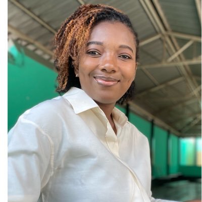 God, Family, Friends 💝| Educator 👩🏽‍🏫| Books lover 📚| Real Madrid⚽| Virgo ♍|Green 💚