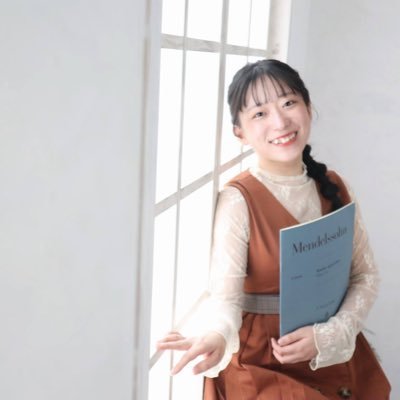 横浜市鶴見区にある 教室のピアノ講師(おおねはるの)です♬︎♡ 『ピアノが弾けたら…』その夢を叶えます💓賑やかな😂レッスン風景や教室の雰囲気等投稿していきます( ¨̮ ) 🎼担当曜日:月・木・金・土🔔体験レッスンはHPまで↓↓↓