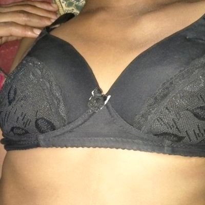 video call service available hai WhatsApp per single show Kapil show huzoor band rahe hain jisko chahie vahi bandar aap tak Karen WhatsApp per 03116258150,