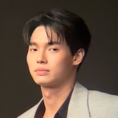 sunonwinter's profile picture. 📸 Taken by Geneva | Not dedicated to a specific figure | DO NOT CROP my watermark😘