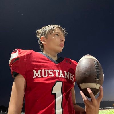 2025 | 6’1’’ 175 | QB | 4.12 GPA | McDonald County High School (Anderson,MO) | Three Sport Athlete | Received the MSHSAA award of excellence |