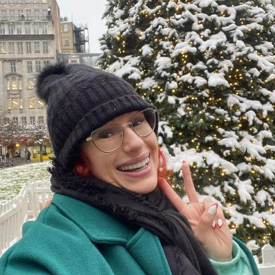 JannekeDeV83192's profile picture. hoi 👋👋👋