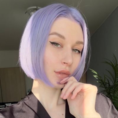 Хай! Это мой лайв акк, упоротый юмор и прочее 🌚