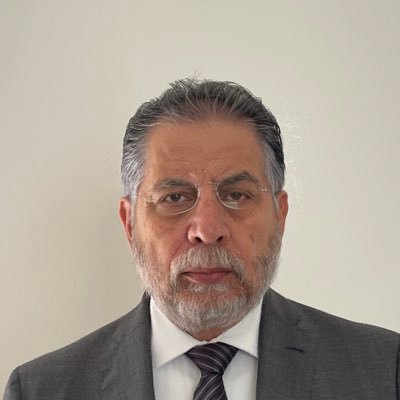 Hombre de izquierda, SocialDemócrata,impulsor de un nuevo pensamiento y una nueva acción progresista y democrática. Ex Presidente @PRDmexico. Nueva Izq.