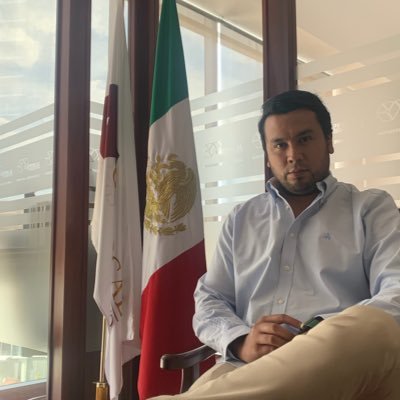 🧔🏽‍♂️ Zacatecano en Querétaro | Abogado Administrativo, Fiscal, Corporativo y de Amparo | Fundador de Carrera & Abogados