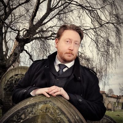International best-selling author • Uber-geek • he/him • Not really on Twitter anymore, this account is but a shade.
#MentalHealth #Gothic #DarkFantasy #Horror