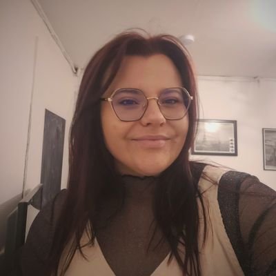 23 - Belgium - Taylor Swift - Either reading or thinking about books