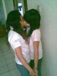 lesbi2's profile picture. maried.
laki gua ga tau,klo gua lesbi
no boy,boy folow gua unfol
no pin
hanya mo curhat aja 
no ym
22th