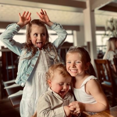 ellidsco's profile picture. FireFighter