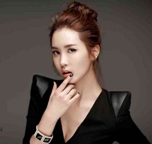 _cherry4eva84's profile picture. ~Annyeong! Official DBM Entertainment Faker for actress LEE DA HAE, star of Green Rose, My Girl and Miss Ripley.. ^^ Do follow the real Da Hae @cherry4eva84 ~^^