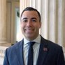 FranPelayo's profile picture. Comms Expert | Alumni of @IBM @SenatorMenendez @DNC @HFA @Univision @C_and_E @BATplc | Tweets reflect my opinion | #HabloEspañol 🇻🇪🏳️‍🌈🇺🇸