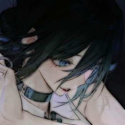 vivi270505's profile picture. 