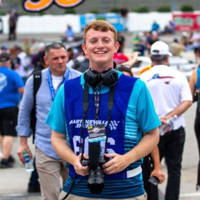 I love Jesus, racing, and sports. Probably tweeting about NASCAR, Kentucky, or Liberty. Multimedia Journalist @LEX18News