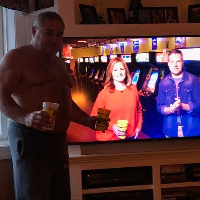 dondquotes's profile picture. Real quotes from Don