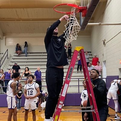 Ranger College Head Men's Basketball Coach.
University of Memphis - Eastern Michigan University - Chipola College - Ranger College
@RangerMbb