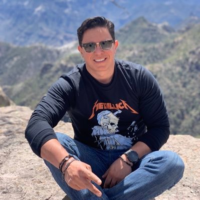 chacho_8's profile picture. 