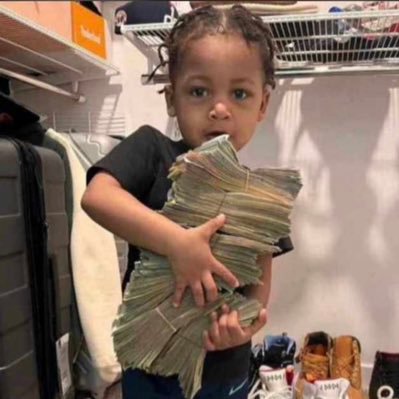 RicchieKells's profile picture. Go hard with caution ⚠️