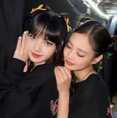 This account is dedicated to Jennie and Lisa (Jenlisa) Besties. It's all about JENLISA🐥🐻

(FAN ACCOUNT)