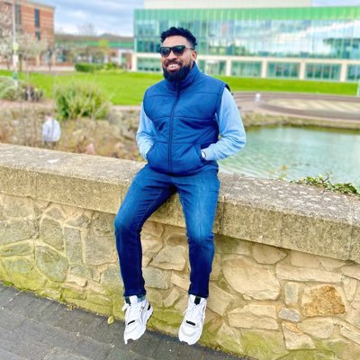 zaveur's profile picture. 💻Networking | Data Analysis | Machine Learner | Music | Tech | 🇬🇧🇳🇬 Manchester United