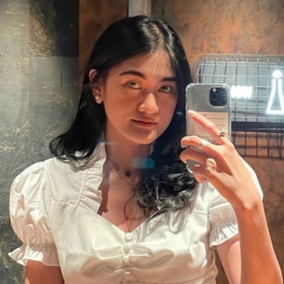 fanisadiya's profile picture. 🤪stressing, in a fun way🥳