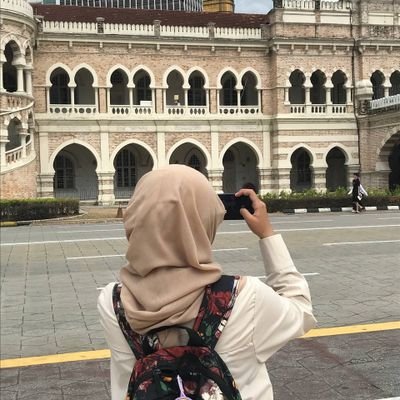 fatinamir_'s profile picture. macam tu lah tapi macam ni