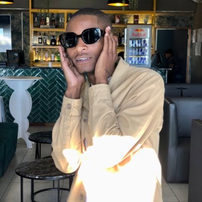 South African 🇿🇦||. IG Christopher_leeuw //CUT student 📚(HR)