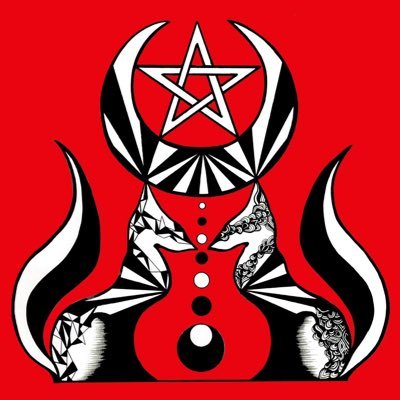 踊る占い師&🍄魔女 .西洋占星術.ルーン.黒鏡タロット.ジオマンシー.アロマセラピスト.南米でシャーマニズム米国ベイエリアで魔女修行をし現在占い師シャーマンとして活動shaman/wicca/herbs/paganism/horoscope/tarot/自然療法/現代魔女/