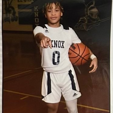 The Woodlands College Park ‘27/ 2-way guard/FS/5’7/AAU-TWB/3.4gpa/Contacts : 713-256-9129/832-692-9668 Email: broadty7@gmail.com