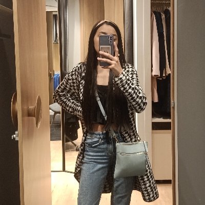 Fashion x Design graduate | ♡ Music | Christ ✞ | KPOP | @KrecrayGaming