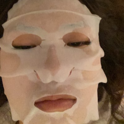 YENYIさんのプロフィール画像