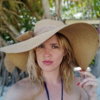 Anna(💙,🧡) ZEEK Tabi 🟧 (@horkevych) 's Twitter Profile