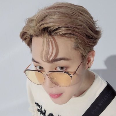 24 Writer | she/her The Jimin Effect Is Real ❤️🔥 ARMY since 2017 💜🫶🏻 OT7 #1 Jimin enthusiast ☀️ I’M DRAMATIC AS HECK🤪 JIKOOK LANE🔥