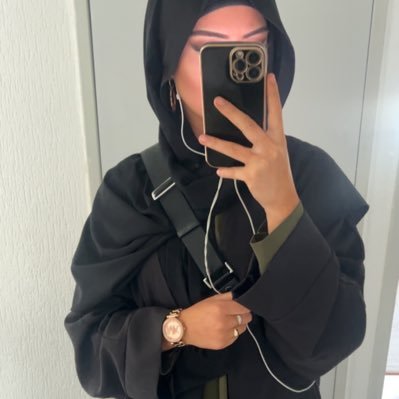 ipeeek_di's profile picture. free palestine🇵🇸🇵🇸