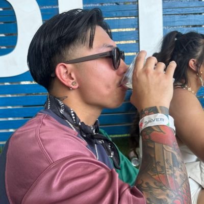 rhoganas_'s profile picture. 