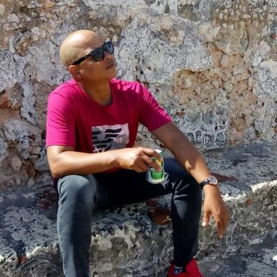 JulioAn96123692's profile picture. 