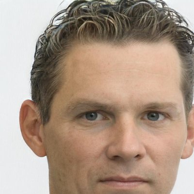 Svenskene kaller meg Janne
LFC ♦️
Største interesse: håndball, god drikke og fotball. In that order.
Eks håndballspiller.
