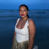 reina (@_youngrenaaa) 's Twitter Profile