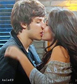 Dona : @ThaamyCastilho ! Orkut fc : http://t.co/EZZ9WyAxhZ