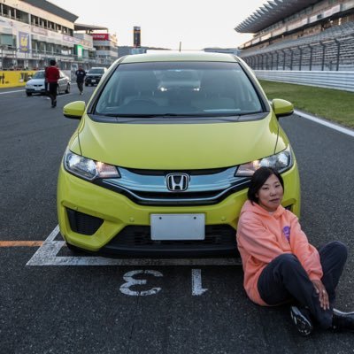 お仕事は飲食系サービス業 お休みの日はカメラ📸で遊んでます。 早く走る車見てるの好きで、F1、F2、SGT、SF、SFL見たり撮ったりしてます。 F1はリカルドとガスリー、ラッセル、国内は笹原右京、太田格之進、福住仁嶺を推してます。基本はHONDA好き お酒とカフェイン大好き。料理も製菓もどっちもできます。