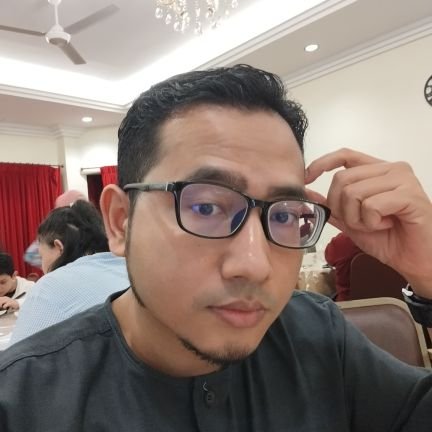 . Mid 30s 🇲🇾 .