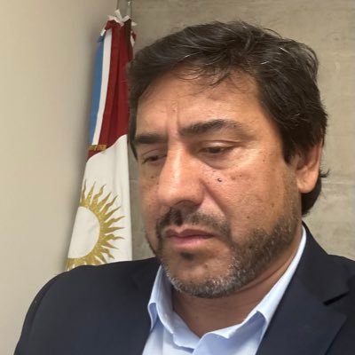 dr_herediac's profile picture. Abogado. Director de Regularización Dominial y Fiscal en @habitatyfamilia. Presidente Centro Vecinal Barrio Olivos