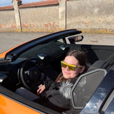 JaneBelieve2002's profile picture. 23 y.o.✌| Deep love!🤍 | M 10/10/2021❤️💚